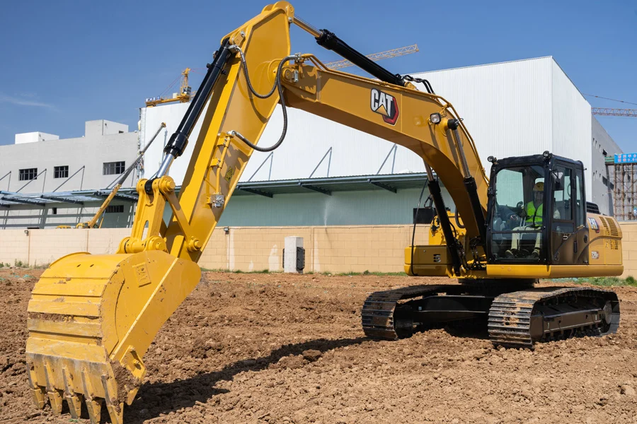 Caterpillar CAT 320 GX para locação em Angola - imagem 3