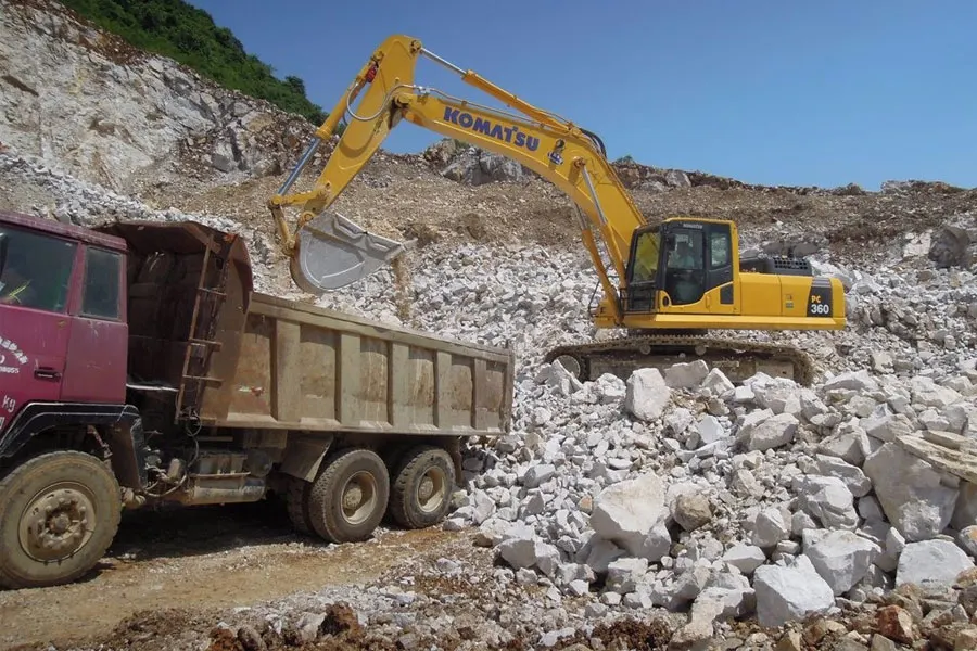 Komatsu PC360-11M0(SE) para locação em Angola - imagem 4
